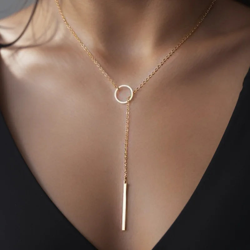 Collar Minimalista con Dije · 9 Diseños