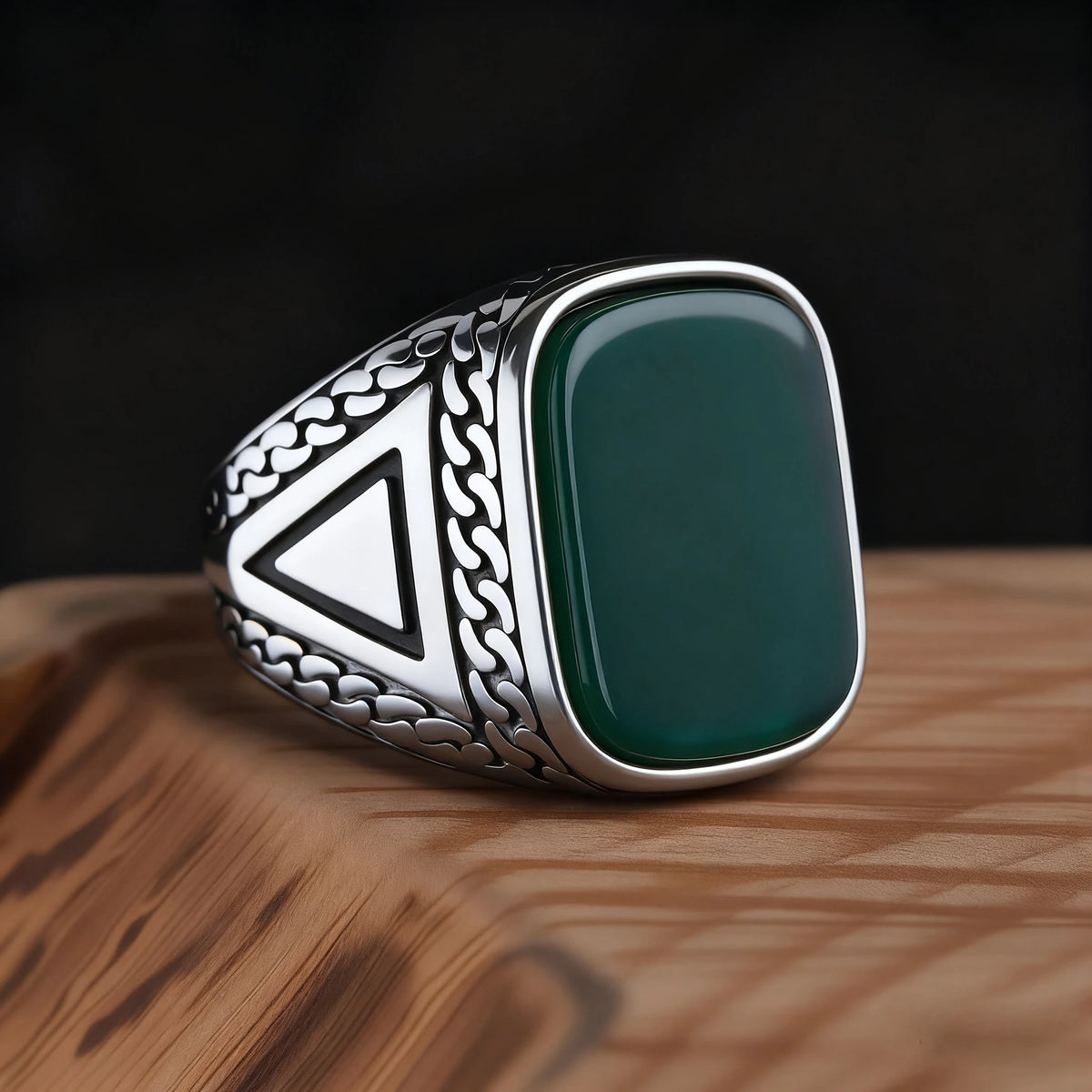 Anillo Sello Delta · 15 Piedras