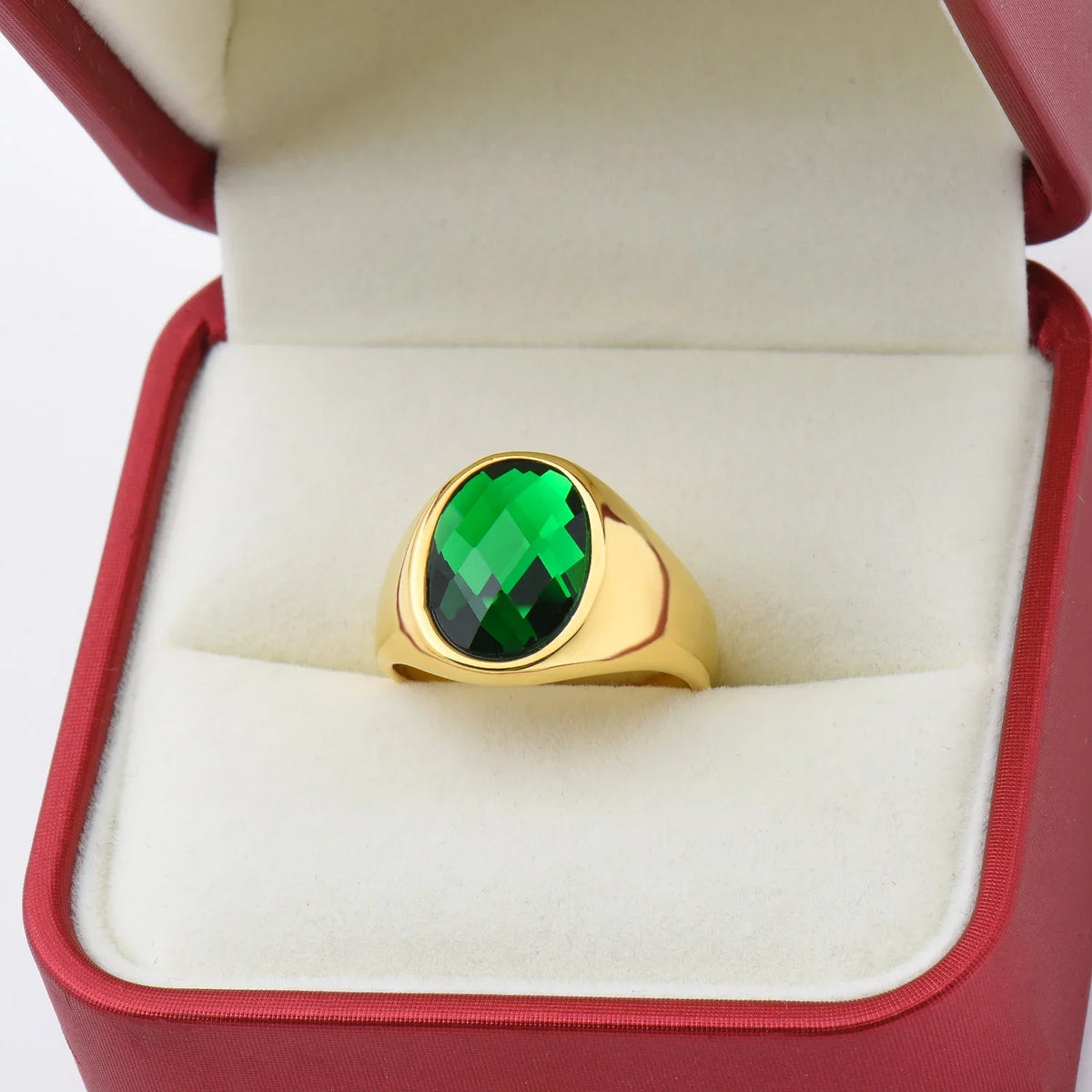 Anillo Sello Oval Dorado con Gema