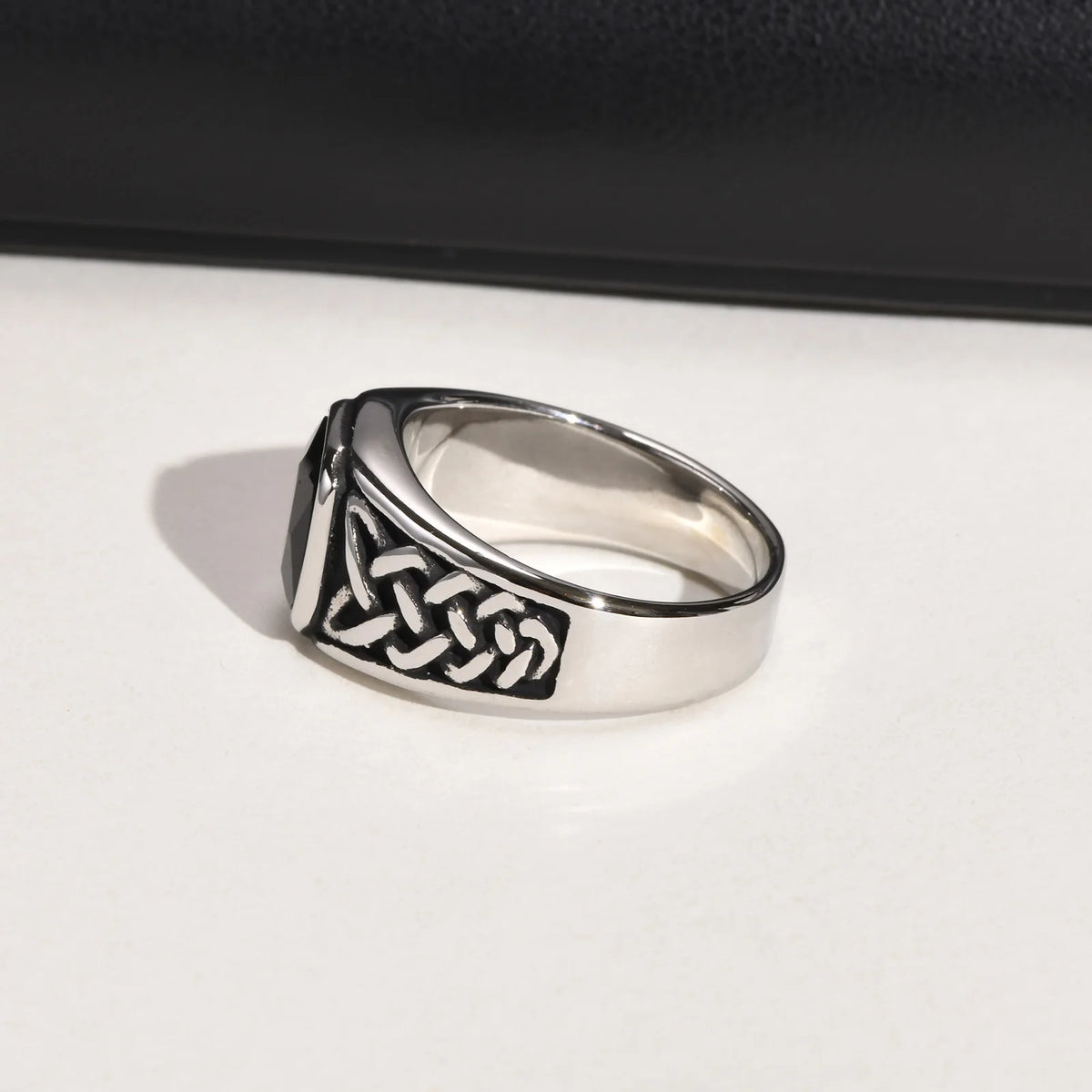 Anillo Nórdico · 12 Diseños